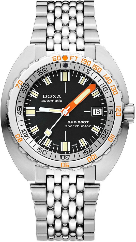 DOXA Sub 300T Sharkhunter 840.10.101.10 on Bracelet