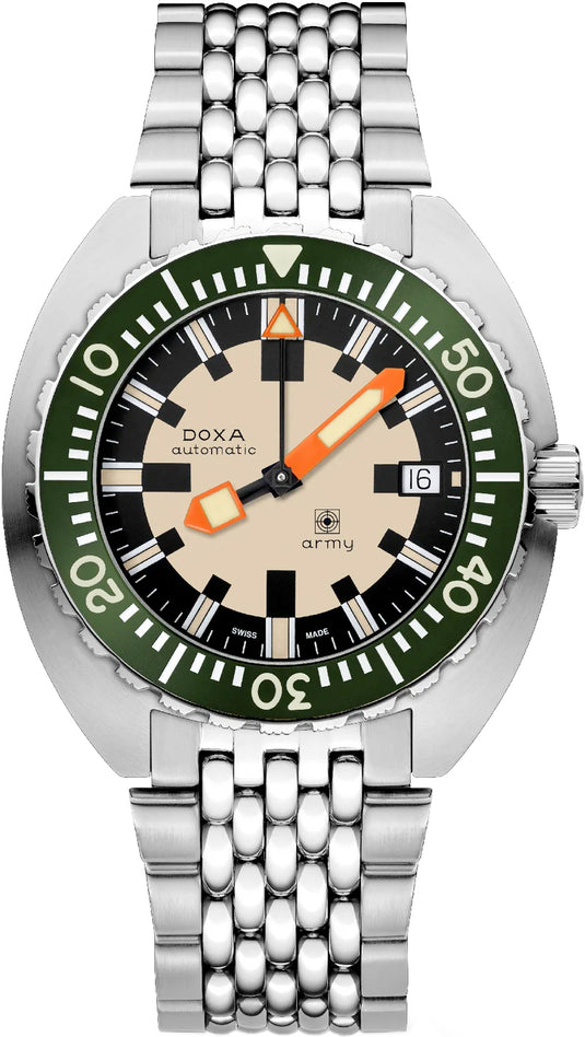 DOXA Army Stainless Steel Bezel 785.10.031G.10 on Bracelet