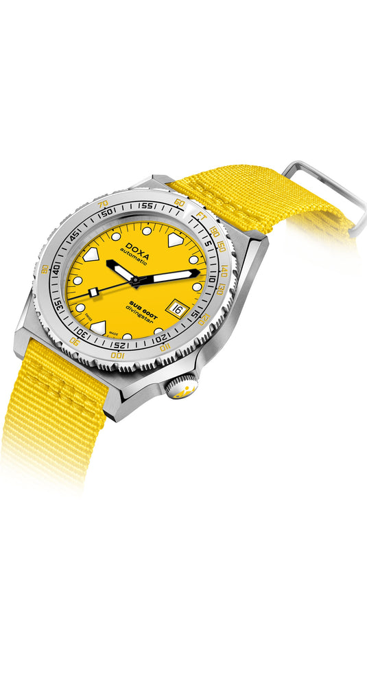 DOXA Sub 600T Divingstar 862.10.361.31-N on NATO Strap