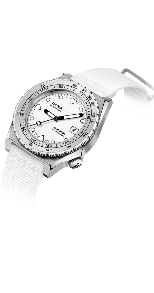 DOXA Sub 600T Whitepearl 862.10.011.23-N on NATO Strap