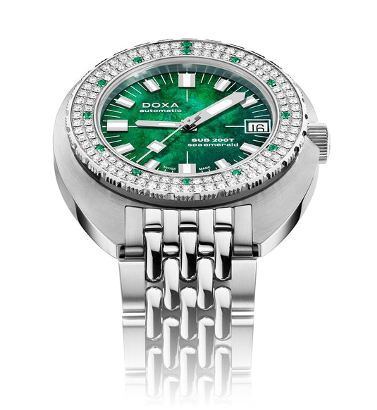 DOXA SUB 200T Diamonds 804.10D.131.10 Sea Emerald on Bracelet