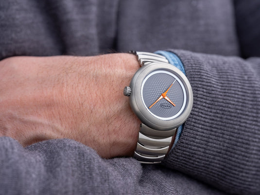 Ikepod Horopod HO10 Puxi on Bracelet