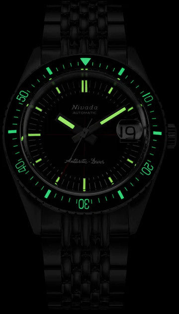 Nivada Grenchen Antarctic Diver 32038A11