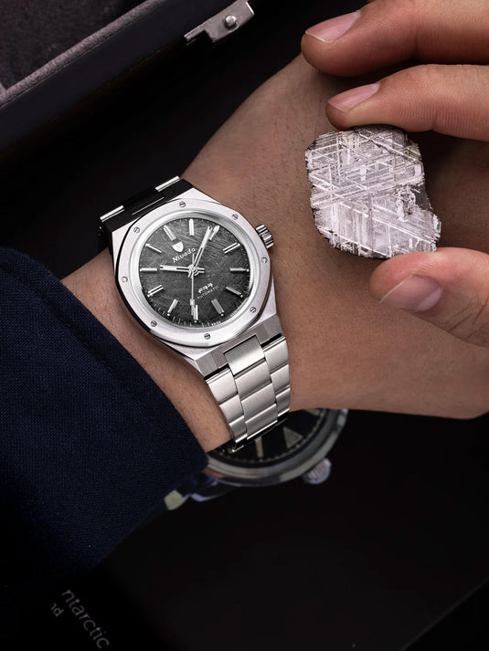 Nivada Grenchen 68016A77 F77 Stainless Steel Meteorite