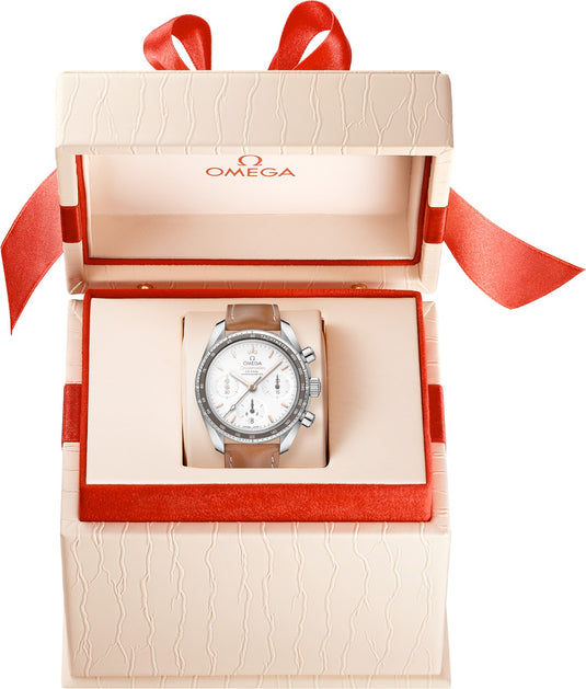 Omega 324.32.38.50.02.001 Speedmaster 38 mm Steel on Strap
