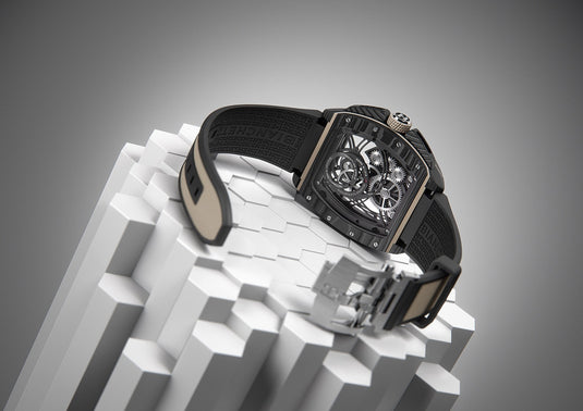 Bianchet Flying Tourbillon Grande Date B 1.618 Carbon Earth CBEFTGD4